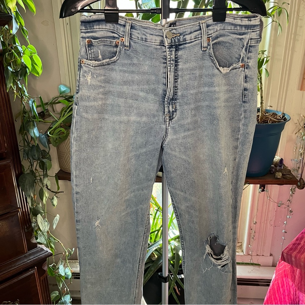 Distressed Light Blue Cigarette Jeans
